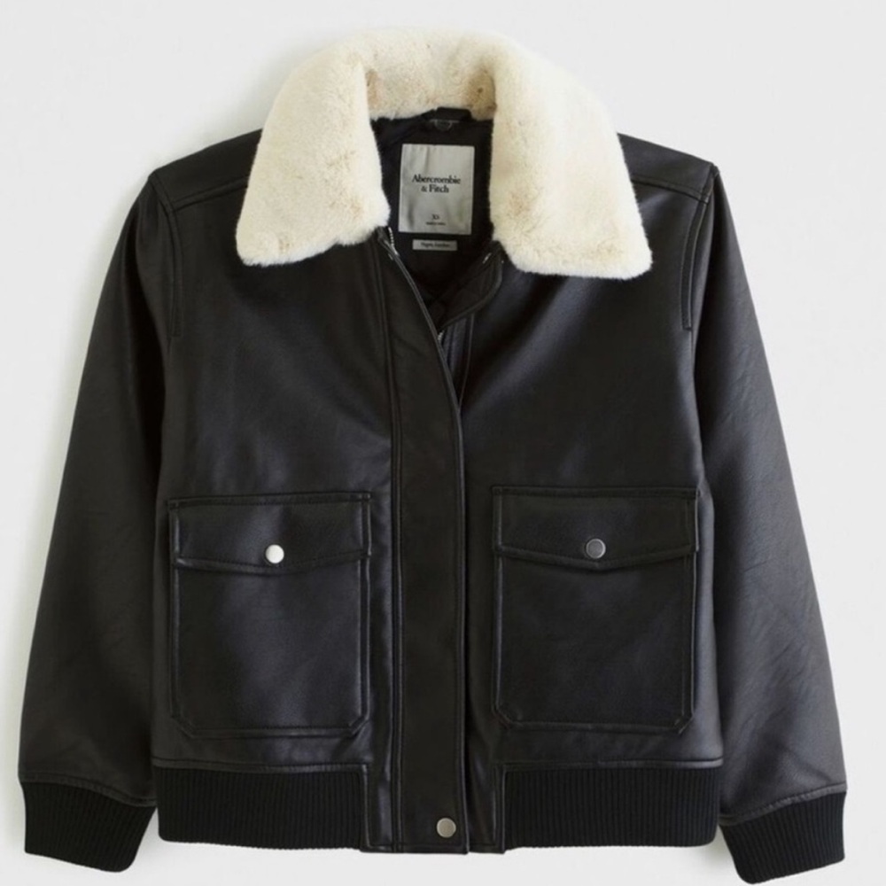 Abercrombie NWOT Winterized Vegan Leather Bomber Jacket